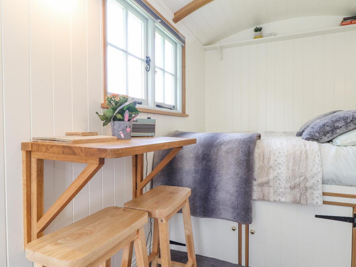 Gwithian Shepherds Hut Holiday home Hayle